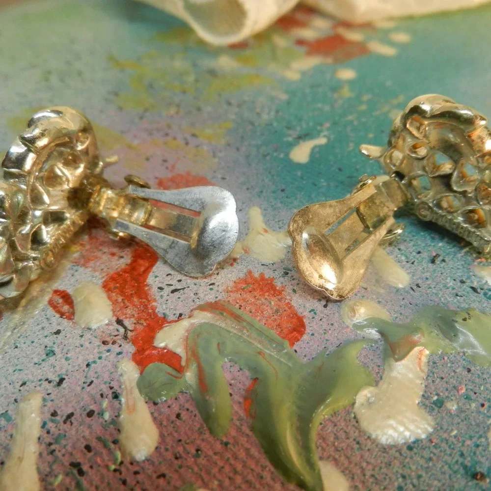 VTG Marboux Boucher clip earrings pearlcore faux pearl rhinestones grapes glam
